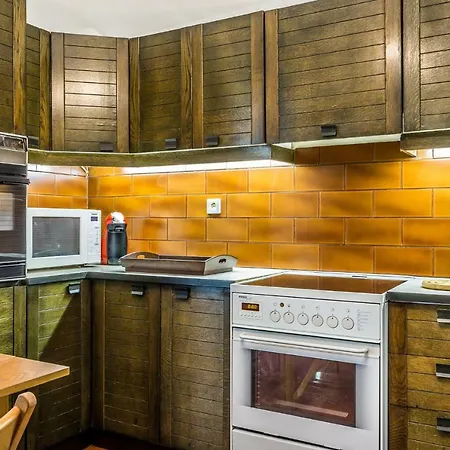 3 Bedroom In Acropolis Area