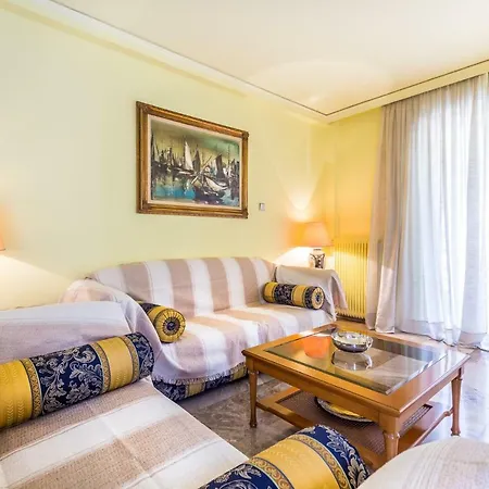 Apartment 3 Bedroom In Acropolis Area Athens
