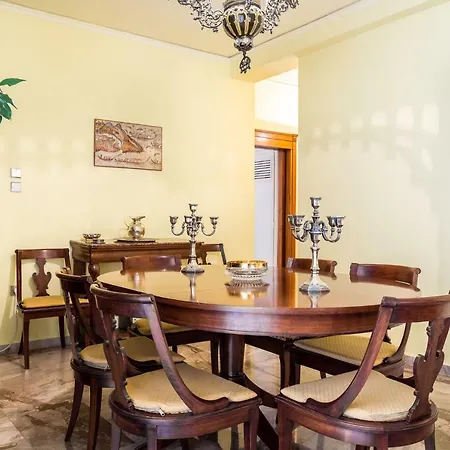 Apartment 3 Bedroom In Acropolis Area