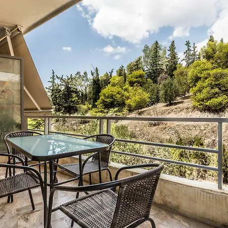 3 Bedroom In Acropolis Area