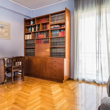 3 Bedroom In Acropolis Area Athens